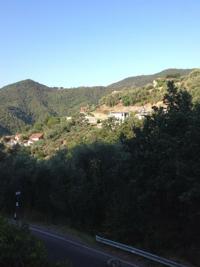 Il Nido Della Rondine Bed & Breakfast Leivi ภายนอก รูปภาพ