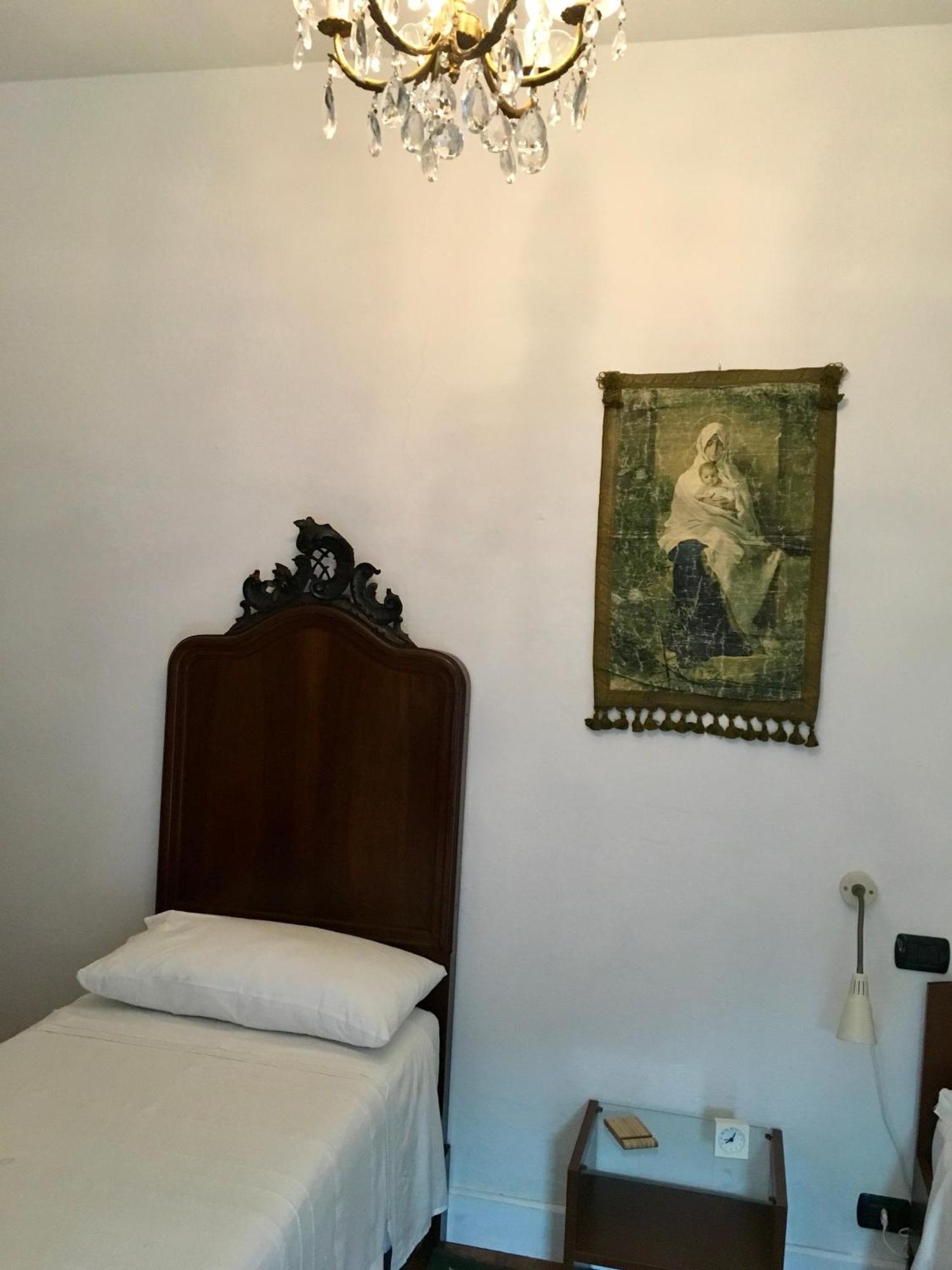 Il Nido Della Rondine Bed & Breakfast Leivi ภายนอก รูปภาพ