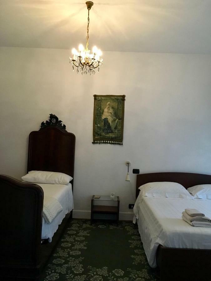 Il Nido Della Rondine Bed & Breakfast Leivi ภายนอก รูปภาพ
